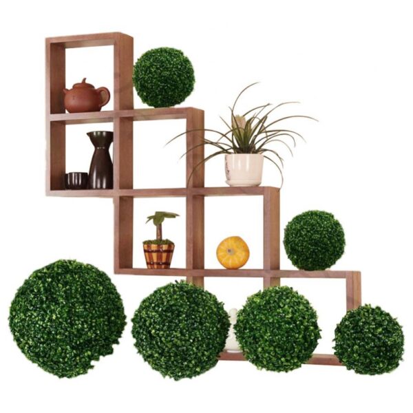 Boule de gazon artificielle de couleur verte pour les espaces extérieurs.